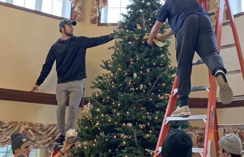 Oswego State Men's Hockey Team Lends A Hands to Residents at Bishop's ...